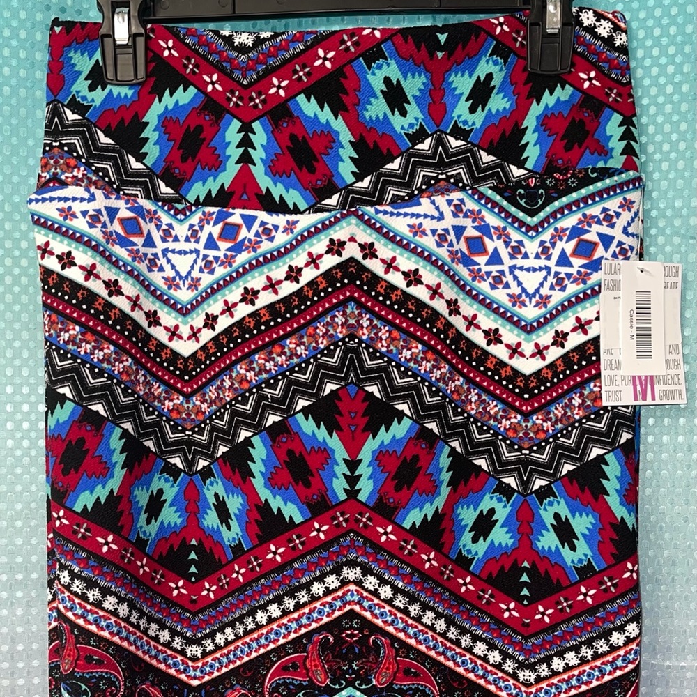 NWT Lularoe M Aztec stripe Cassie pencil skirt